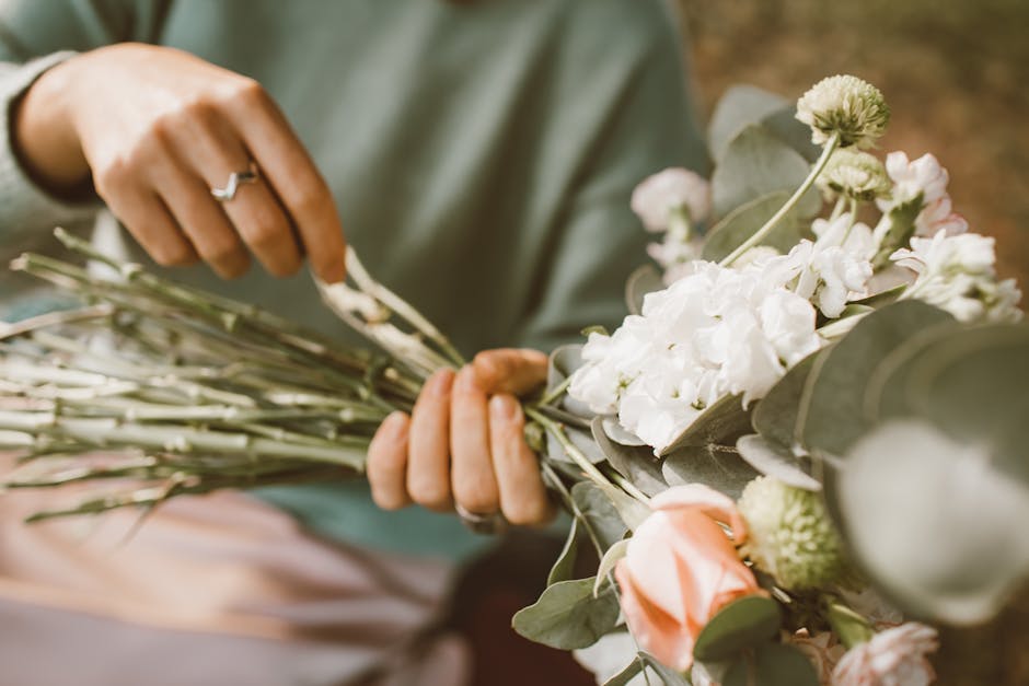 DIY vs Pro: When to Hire a Florist for Your Wedding